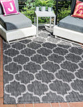 Unique Loom Outdoor Trellis Collection Area Rug (5' 3" x 7' 1" Rectangle Black/Ivory)