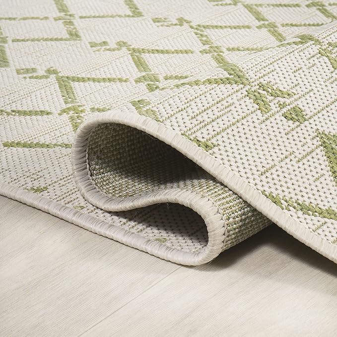 JONATHAN Y Moroccan Geometric Indoor Outdoor Area Rug 5X8 Cream/Green, Ourika Textured Weave for Backyard, Patio, Porch, Easy-Cleaning, High Traffic, Pet-Friendly, Non-Shedding (SMB108M-5)