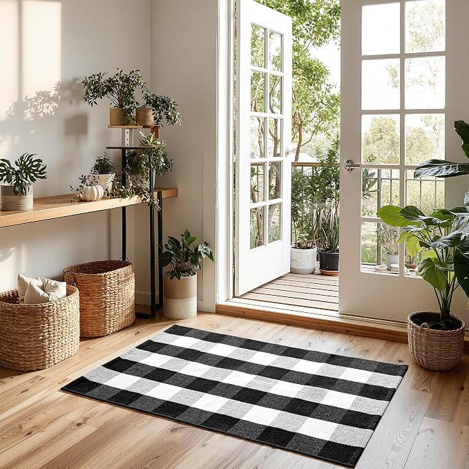 joybest Buffalo Plaid Doormats Rug 27.5 x 43 Inches Black and White Checkered Rug Cotton Hand-Woven Front Doormat Outdoor or Indoor Rugs for Front Porch, Farmhouse, Entryway