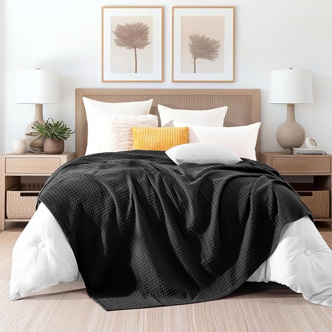 Elegant Comfort Premium 100% Cotton Waffle Blanket - Lightweight Breathable Waffle Weave Bed Blanket - Soft and Warm All Season Blanket for Couch, Sofa and Bed, TwinXL Size 68x90 Inches, Black
