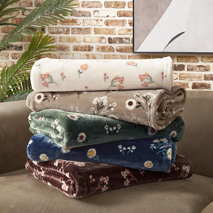 Lucky Brand Daisy Ivory Floral 66"X90" Cozy Plush Blanket - Premium Microfiber Throw for Luxurious Comfort and Style Twin/Twin XL Size