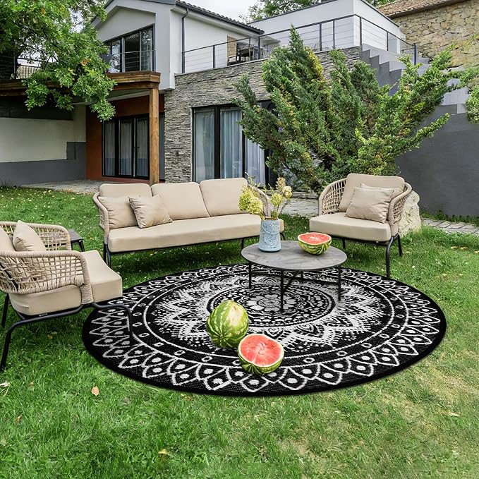 Round Outdoor Rugs for Patios, 6Ft Waterproof Reversible Plastic Straw Mat with Carry Bags, Boho Lightweight Outdoor Carpet Portable Round Floor Mat for Patio Camping Picnic Backyard RV,Black & White