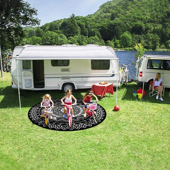 Round Outdoor Rugs for Patios, 6Ft Waterproof Reversible Plastic Straw Mat with Carry Bags, Boho Lightweight Outdoor Carpet Portable Round Floor Mat for Patio Camping Picnic Backyard RV,Black & White
