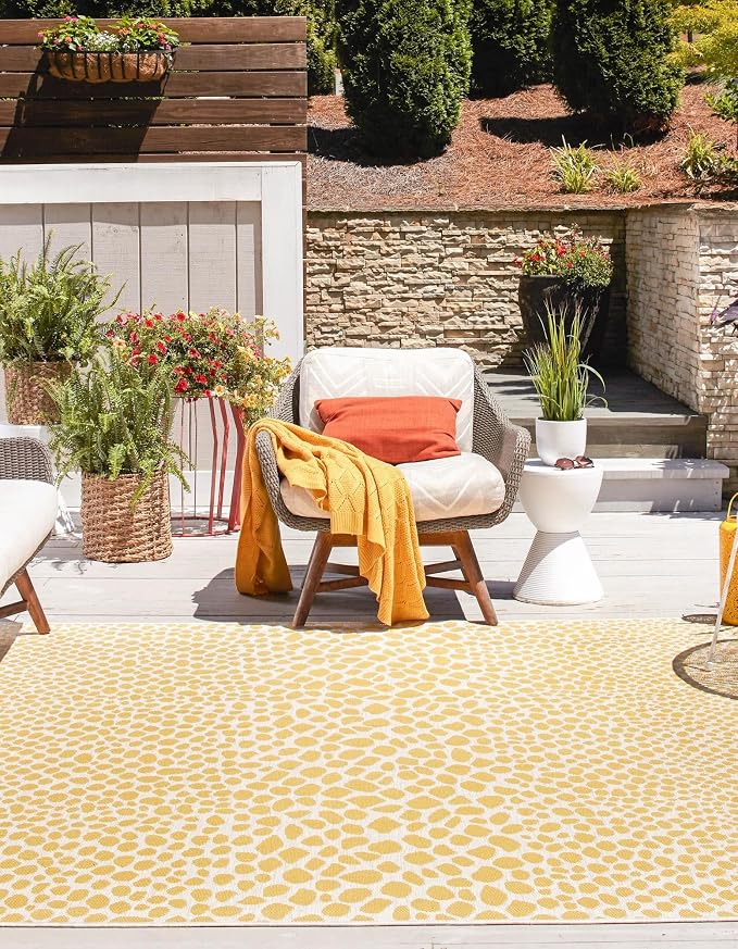 Unique Loom Jill Zarin Outdoor Collection Area Rug - Cape Town (13' Square, Yellow Ivory/ Ivory)