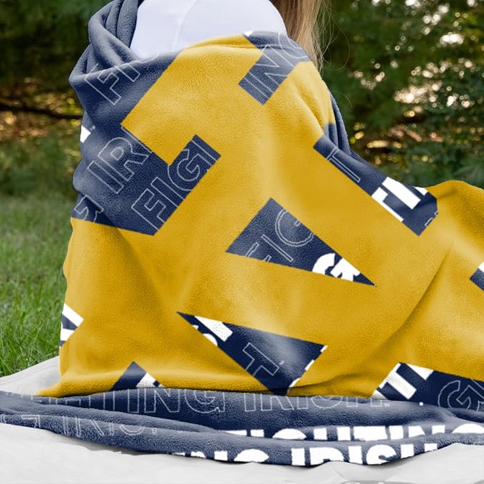 Logo Brands NCAA Classic Fleece Throw Blanket -50” x 60” Ultra-Soft Game Day Blanket with Bold Team Colors & Logo – Cozy College Team Bedding for Fans & Alumni