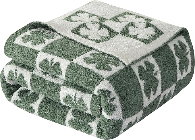 Elegant Comfort St Patrick's Day Throw Blanket, Green Plaid Clover Super Soft Cozy Fluffy Warm Throw Blankets for Couch, Sofa, Chair, Bed, Camping, Picnic, Travel Lightweight Bed Blanket (50" x 70")