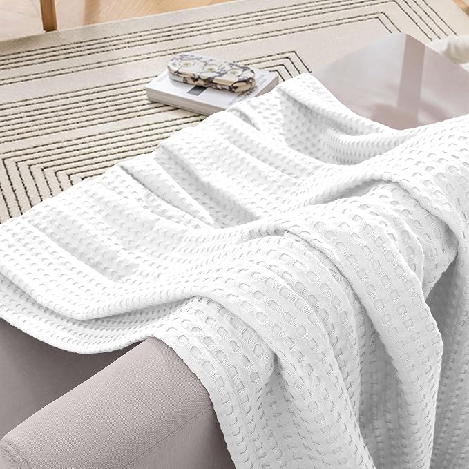 Elegant Comfort Premium 100% Cotton Waffle Blanket - Lightweight Breathable Waffle Weave Bed Blanket - Soft and Warm All Season Blanket for Couch, Sofa and Bed, King Size 90x108 Inches, White