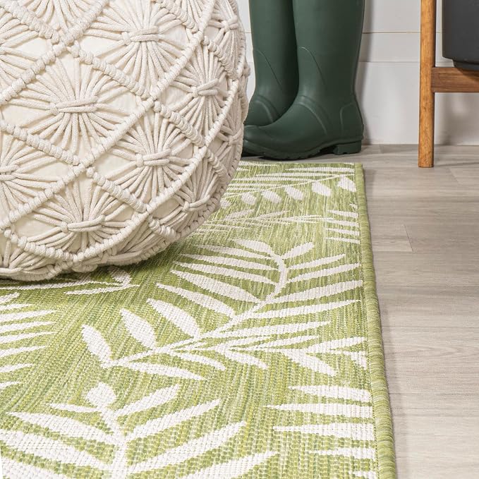 JONATHAN Y Palm Frond Indoor Outdoor Runner Rug 2X8 Green/Cream, Nevis for Backyard, Patio, Porch, Easy-Cleaning, High Traffic, Pet-Friendly, Non-Shedding (SMB119D-28)
