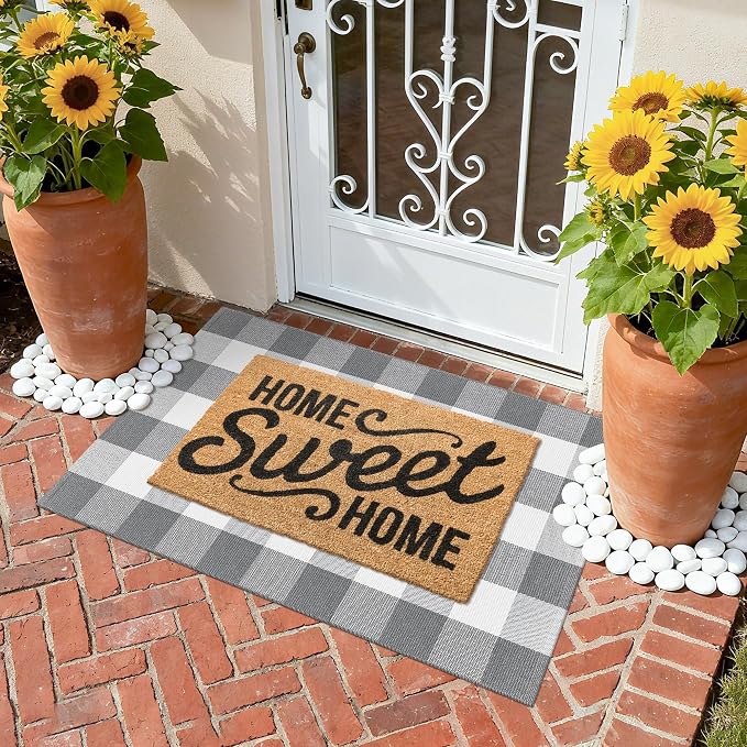 Buffalo Plaid Outdoor Rug 27.5x43 Inches Grey and White Checkered Rug Washable Front Porch Layered Doormats Indoor Outdoor Farmhouse Carpet for Entryway Patio Kitchen Decor
