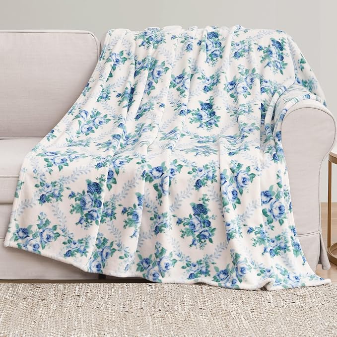 Jessica Simpson Oversized 60"X70" Plush Throw Blanket, Braelyn Blue Roses
