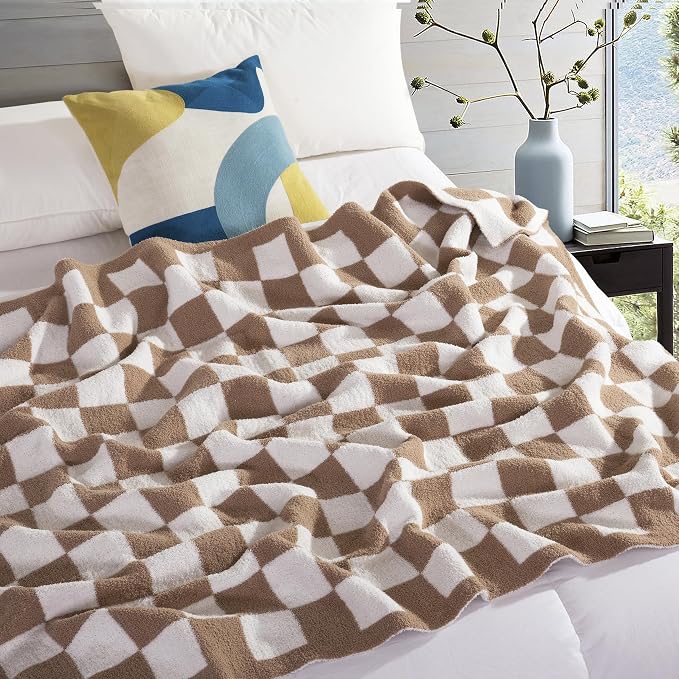 Elegant Comfort Checkered Throw Blanket, Taupe Super Soft Cozy Fluffy Warm Throw Blankets for Couch, Sofa, Chair, Bed, Camping, Picnic, Travel Lightweight Bed Blanket (50" x 70")