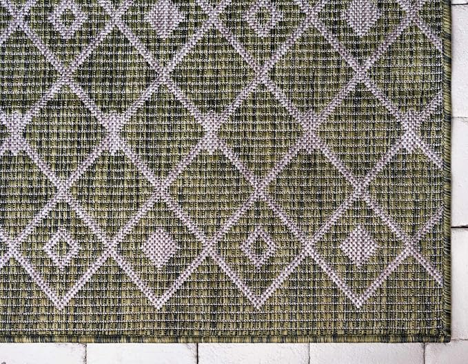 Unique Loom Outdoor Trellis Collection Area Rug - Tribal Trellis (2' x 6' 1" Runner, Green/ Natural)