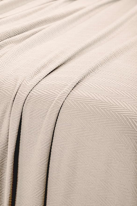 Superior Metro All-Season Cotton Blanket, Woven Blanket for Couch, Bed, Bedding, Farmhouse, Home Essentials, Cute and Cozy Bohemian Blankets, Herringbone Weave, Full/Queen, Ivory