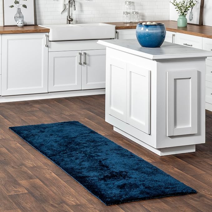 nuLOOM Loni Navy Solid Washable Runner Rug, 2' x 6'