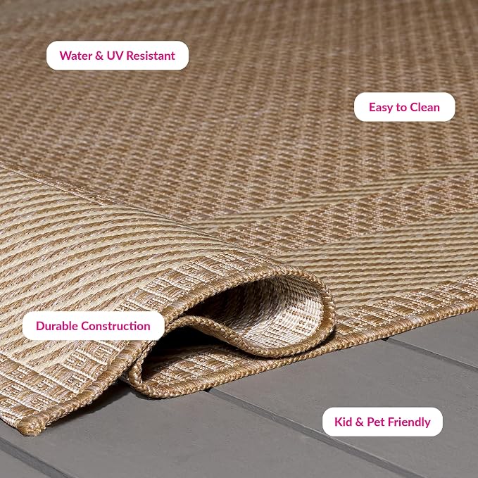 SAFAVIEH Courtyard Accent Rug 2'7"x5', Dark Beige & Beige CY8477-39321