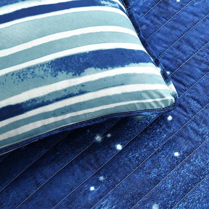 Lush Decor Space Star Ombre Quilt 3 Piece Set, Full/ Queen, Navy & White - Toddler Galaxy Reversible Watercolor Stripe Print for Kids Room