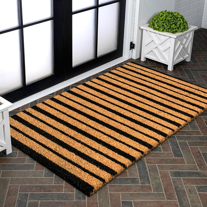 JONATHAN Y Natural Coir Indoor/Outdoor Runner Rug 3X6 Natural/Black, Peater Classic Casual Commerical Doormat Ideal for Door Entrance, Patio, Porch, Backyard, Garages NRF108A-36