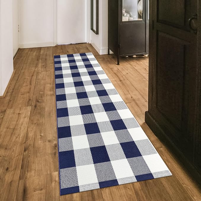 Buffalo Plaid Runner Rug 2x6 Feet Navy and White Checkered Runner Rug Cotton Woven Farmhouse Floor Mat Washable Rugs for Hallway Kitchen Laundry Bedroom Living Room