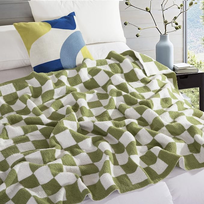 Elegant Comfort Checkered Throw Blanket, Sage Green Super Soft Cozy Fluffy Warm Throw Blankets for Couch, Sofa, Chair, Bed, Camping, Picnic, Travel Lightweight Bed Blanket (50" x 70")