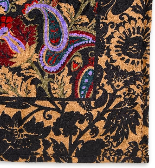 Vera Bradley Women's Fleece Throw Blanket – Soft Plush Blanket for Couch, Bedroom & Home Décor