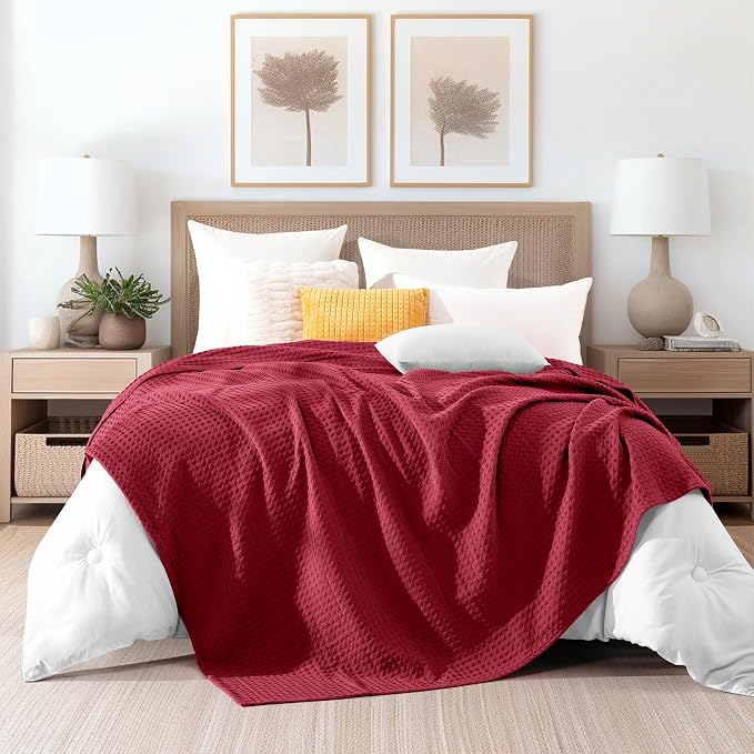 Elegant Comfort Premium 100% Cotton Waffle Blanket - Lightweight Breathable Waffle Weave Bed Blanket - Soft and Warm All Season Blanket for Couch, Sofa and Bed, King Size 90x108 Inches, Burgundy