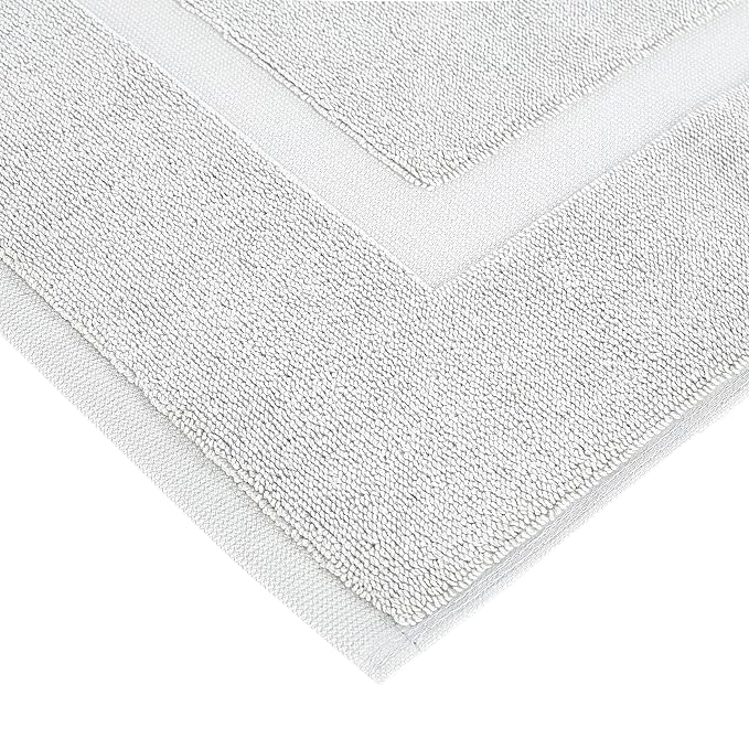 Amazon Basics Banded Bathroom Bath Rug Mat, 100% Cotton, 31 x 20 inches, Soft Silver (Pack of 2)