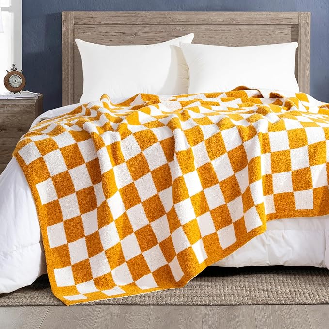 Elegant Comfort Checkered Throw Blanket, Gold Super Soft Cozy Fluffy Warm Throw Blankets for Couch, Sofa, Chair, Bed, Camping, Picnic, Travel Lightweight Bed Blanket (50" x 70")