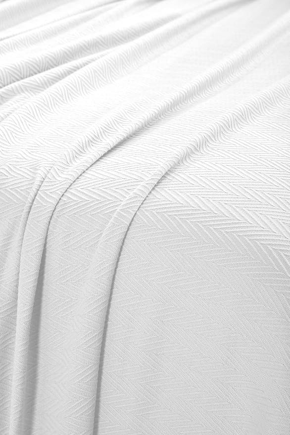 Superior Metro All-Season Cotton Blanket, Woven Blanket for Couch, Bed, Bedding, Farmhouse, Home Essentials, Cute and Cozy Bohemian Blankets, Herringbone Weave, Full/Queen, White