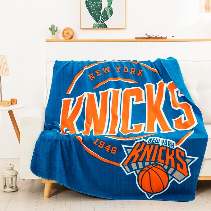 Northwest NBA New York Knicks Unisex-Adult Fleece Throw Blanket, 50" x 60", Campaign
