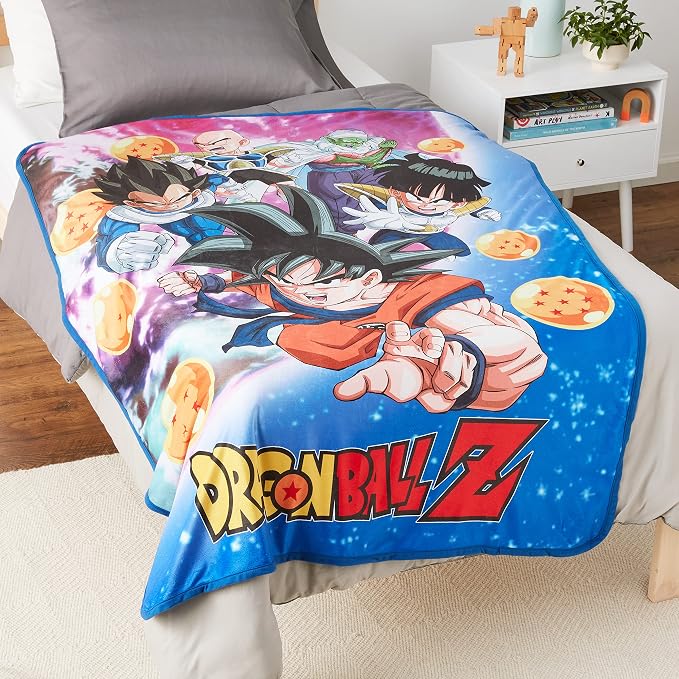 Dragon Ball Z GE-57756 Group Galaxy Polyester Throw Blanket, 46 x 60"