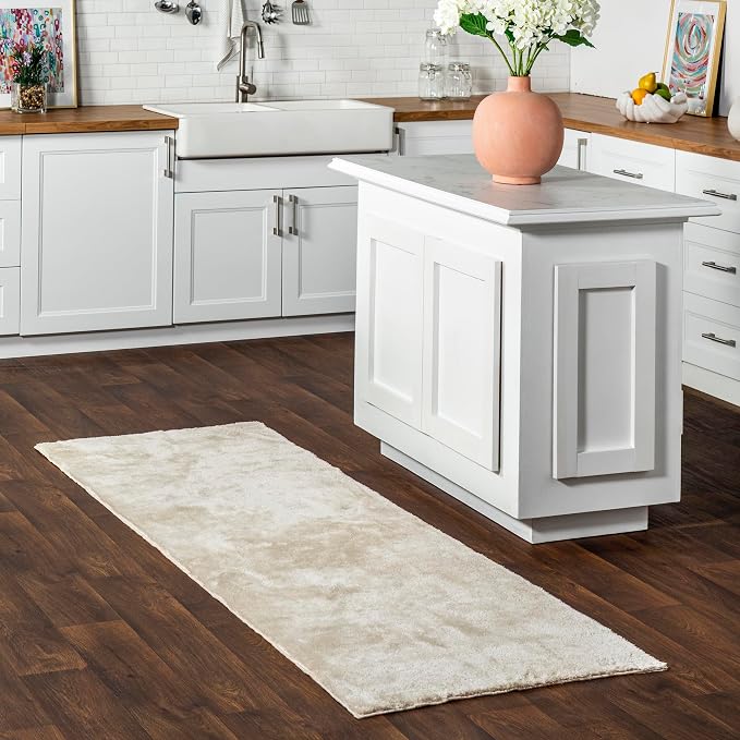 nuLOOM Loni Cream Solid Washable Runner Rug, 2' x 6'