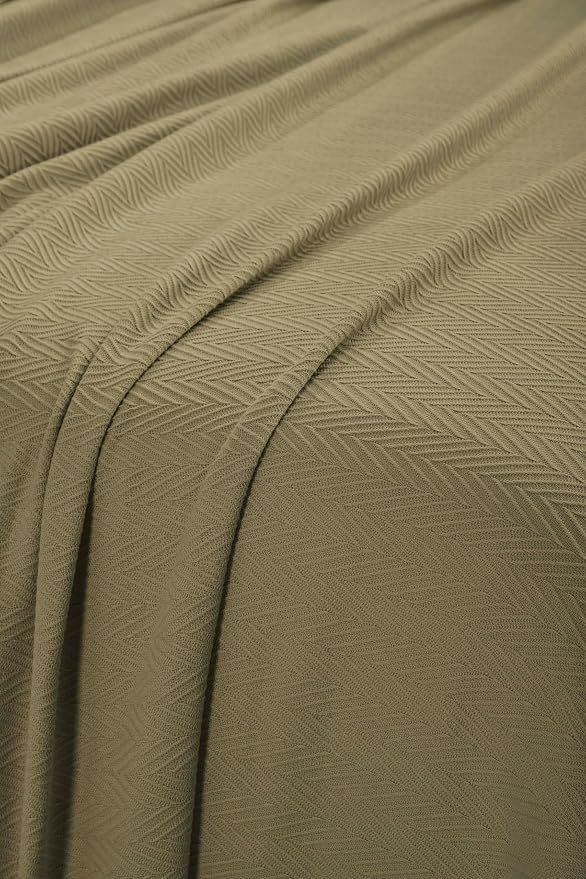 Superior Metro All-Season Cotton Blanket, Woven Blanket for Couch, Bed, Bedding, Farmhouse, Home Essentials, Cute and Cozy Bohemian Blankets, Herringbone Weave, King, Sage