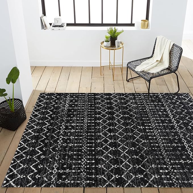 JONATHAN Y Boho Vintage Diamond Black/Ivory Indoor Area Rug 8X10 ft, Moroccan Hype for Living Room, Bedroom, Kitchen, Office, Easy-Cleaning, High Traffic, Pet-Friendly, Non-Shedding (MOH101D-8)