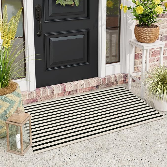 LEEVAN 2.3'X3.6' Black and White Striped Woven Reversible Outdoor Rug | Small Machine Washable Front Porch Rug, Cotton Entryway Door Mat, Indoor Layering Carpet for Farmhouse Bathroom Laundry