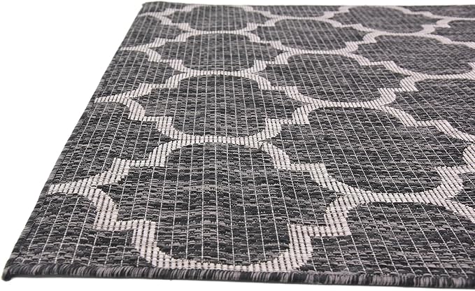 Unique Loom Outdoor Trellis Collection Area Rug (4' 1" x 6' 1" Rectangle, Black/ Ivory)
