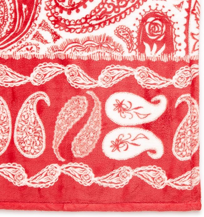 Vera Bradley Women's Fleece Throw Blanket – Soft Plush Blanket for Couch, Bedroom & Home Décor