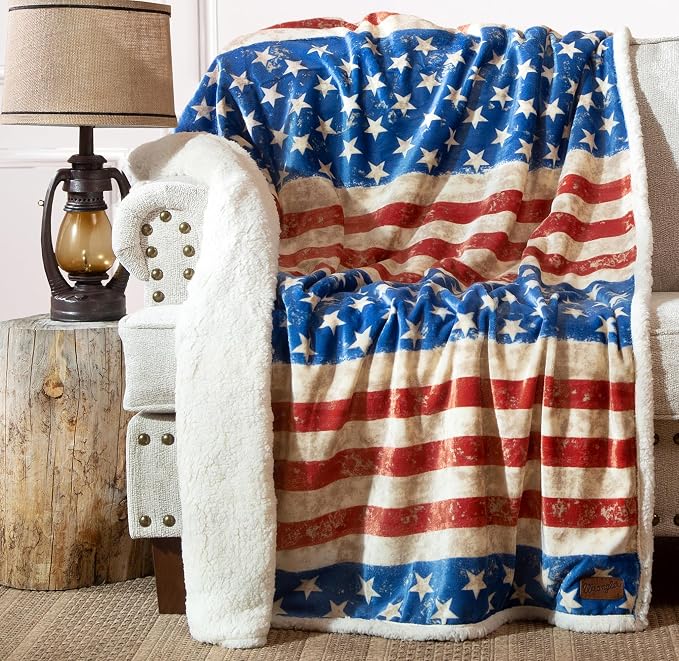 Carstens, Inc. Carstens Wrangler Stars & Stripes USA American Flag Sherpa Fleece 54x68 Throw Blanket, White