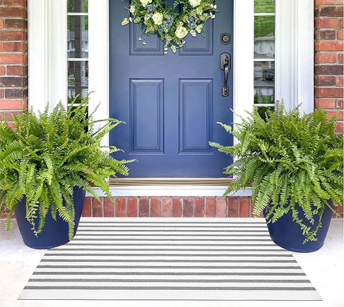 Grey and White Front Door Mat Outdoor,2x3 Ft Striped Small Area Rug Cotton Woven Washable Farmhouse Layered Door Mats for Entryway/Porch Decor/Kitchen/Home Entrance