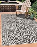 Unique Loom Outdoor Collection Area Rug - Cape Town (4' 1' x 6' 1' Rectangle, Black/ Ivory)