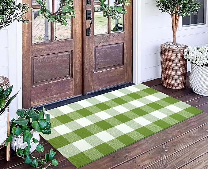 Buffalo Plaid Outdoor Rug 24''x51''Green and White Checkered Front Porch Rug Cotton Woven Washable Door Mat Outdoor for Layered Hello Welcome Door Mat Farmhouse Entryway