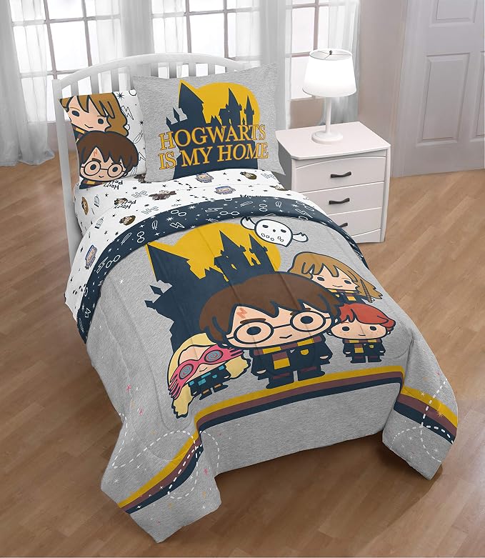 Jay Franco Harry Potter Charms 5 Piece Twin Bed Set - Bedding Features Harry, Ron, Hermoine, & Luna - (Official Harry Potter Product) | Hogwarts, Bed in a Bag, Comforter Sheets Sham Pillowcase, Official Brand, Soft Microfiber, Machine Washable, Kids Gift