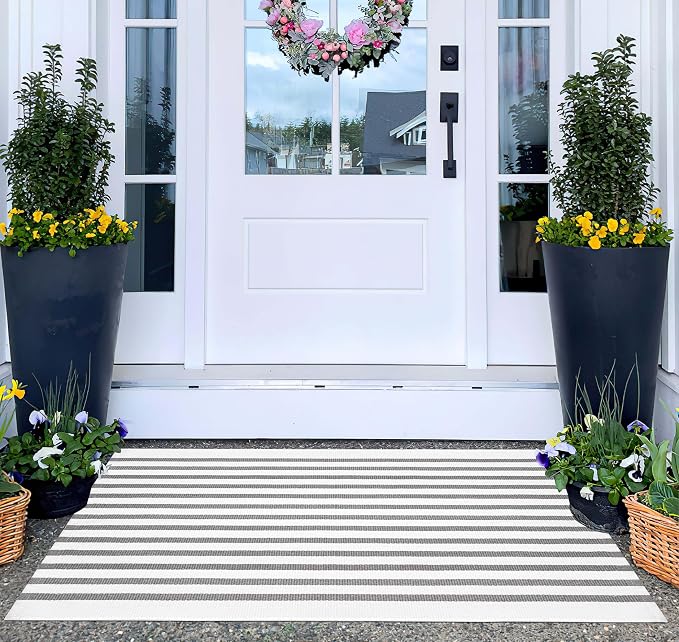 Grey and White Front Door Mat Outdoor,2x3 Ft Striped Small Area Rug Cotton Woven Washable Farmhouse Layered Door Mats for Entryway/Porch Decor/Kitchen/Home Entrance