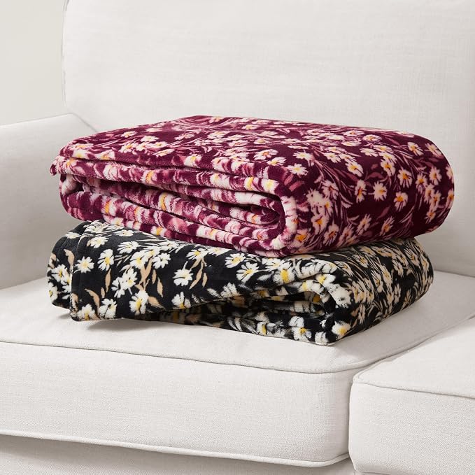 Jessica Simpson Plush 50"X70" Throw Blanket - Wildflower Park Red - Luxurious Plush Blanket for Ultimate Comfort and Cozy Warmth
