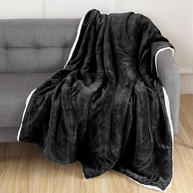 Elegant Comfort Luxury Ultra-Plush Velvet Touch Fleece Throw Soft, Warm, Cozy| Micromink Sherpa-Backing Reversible Blanket for Bed, Sofa and Couch, Solid Black