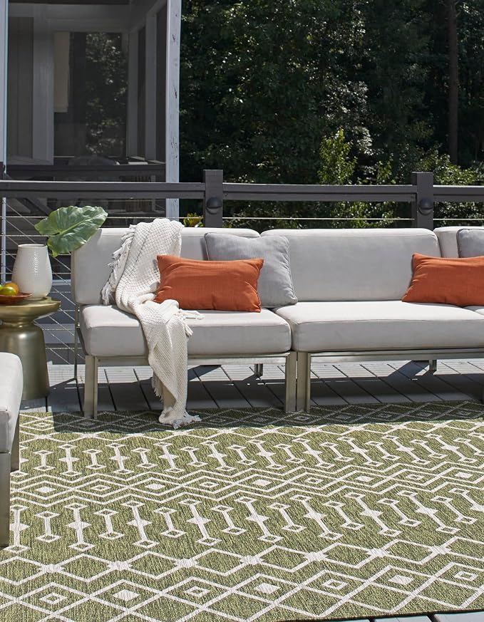 Unique Loom Outdoor Trellis Collection Area Rug - Tribal Trellis (5' 3" Square, Green/ Natural)