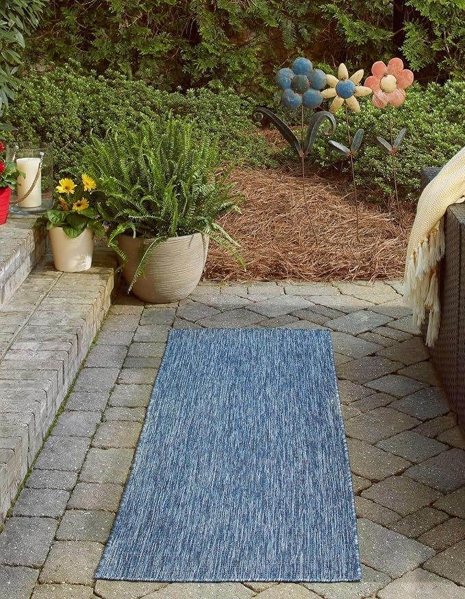 Unique Loom Outdoor Solid Collection Area Rug (2' 7" x 10' Runner Blue/Navy Blue)