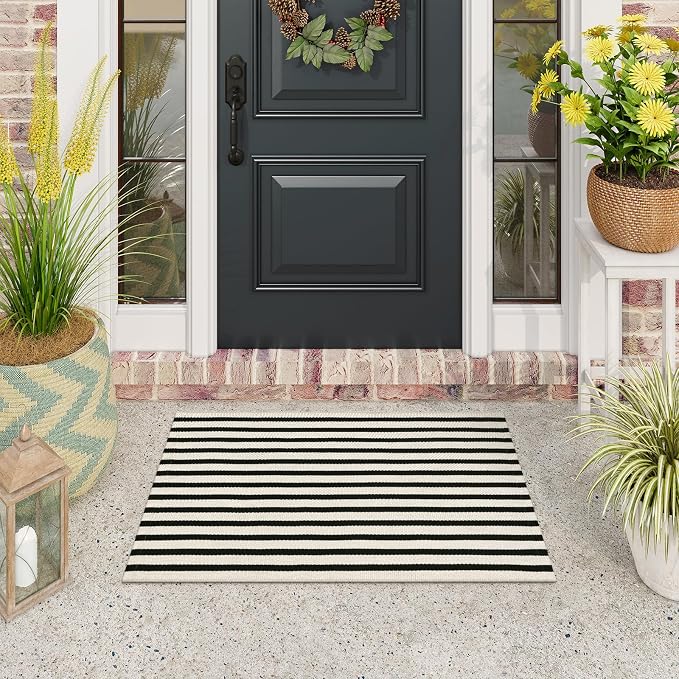 LEEVAN 2'X3' Black and White Striped Woven Cotton Reversible Outdoor Rug | Small Machine Washable Front Porch Rug, Entryway Door Mat, Indoor Layering Carpet for Farmhouse Bathroom Laundry