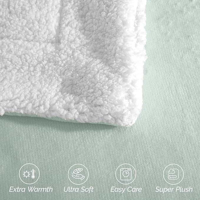 Elegant Comfort Ultra Soft Reversible Flannel Sherpa Blanket - Cozy Silky Fleece Throw for Couch, Bed - Plush Fuzzy Warm Winter Blanket for Gift, King, Mint Green