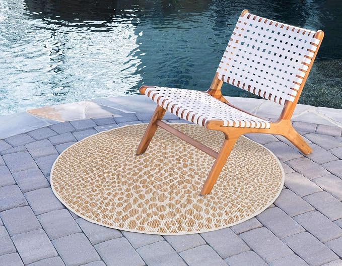 Unique Loom Outdoor Collection Area Rug - Cape Town (4' 1' Round, Dark Beige/ Ivory)