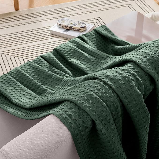 Elegant Comfort Premium 100% Cotton Waffle Blanket - Lightweight Breathable Waffle Weave Bed Blanket - Soft and Warm All Season Blanket for Couch, Sofa and Bed, TwinXL Size 68x90 Inches, Hunter Green